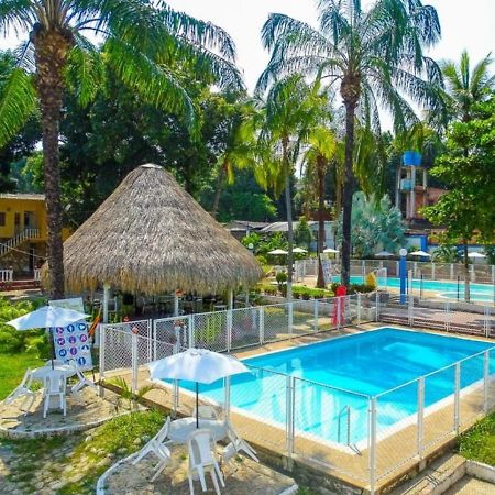 Hotel Villa De Rauzan Melgar Extérieur photo